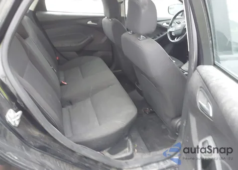 2015 Ford Focus Se z USA, uszkodzony, nr VIN 1FADP3F28FL247691